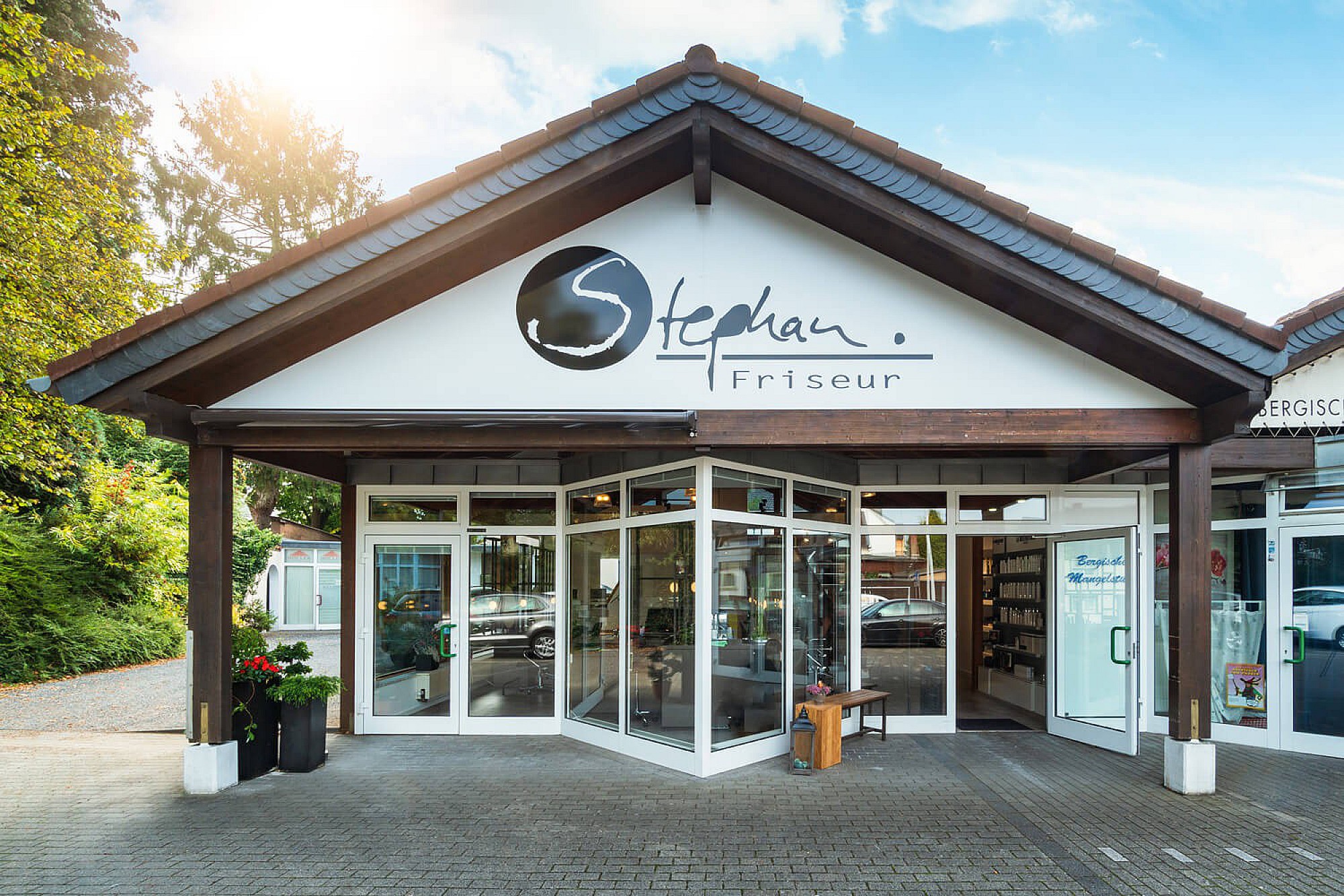 Außenansicht des Salons Stephan